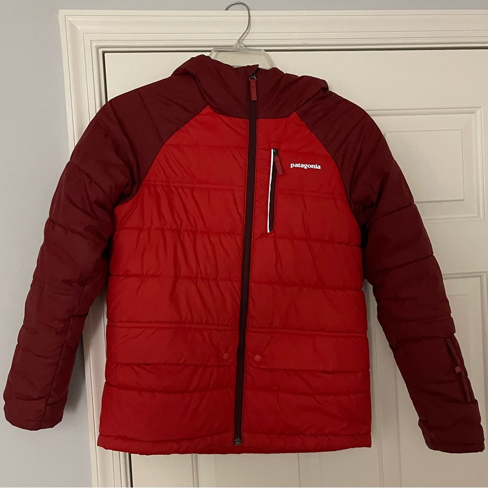 Boys Patagonia red hooded puffer coat, size 14